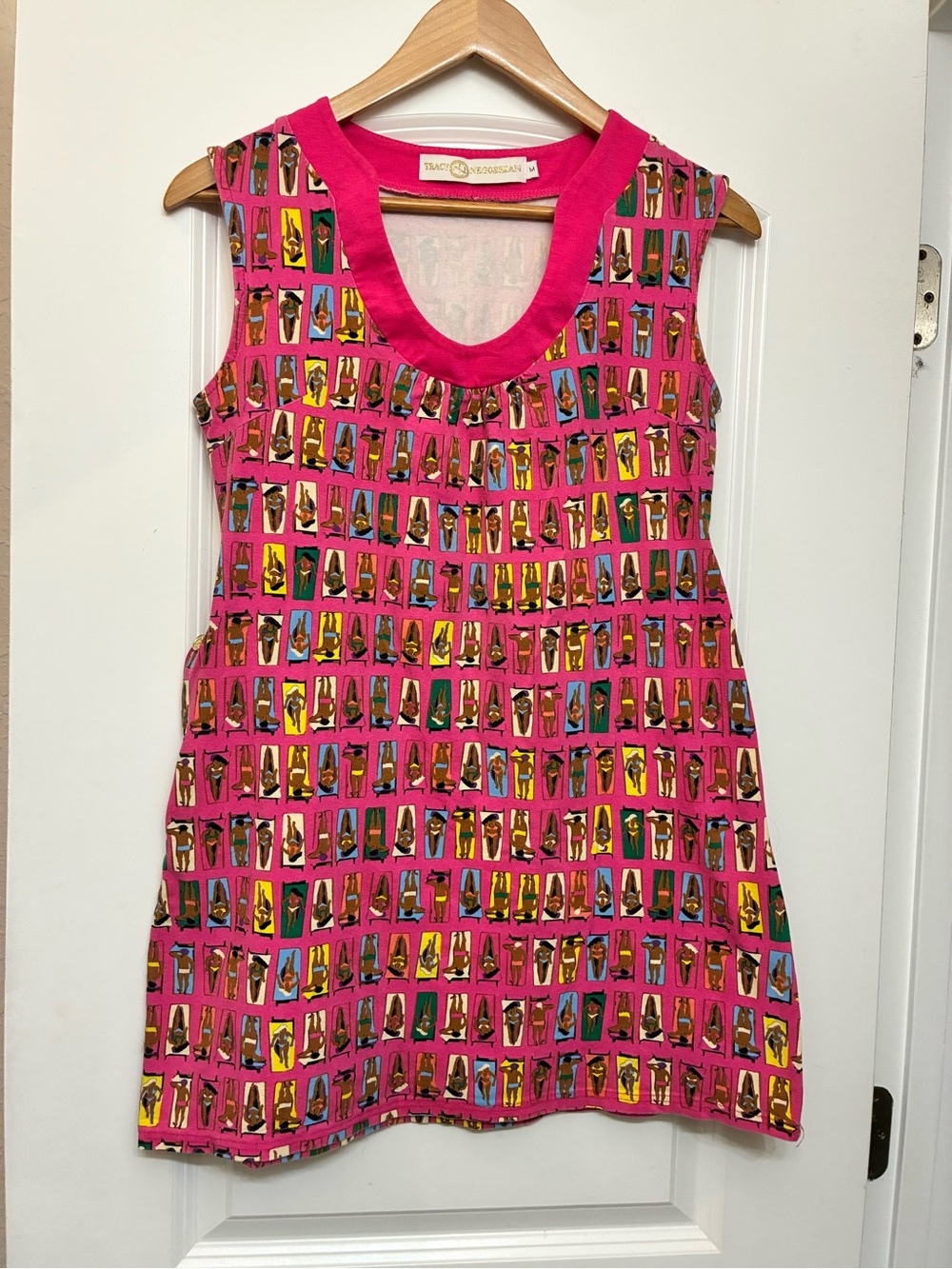 Tracy Negoshian Women’s Pink Multicolor Sleeveless Dress